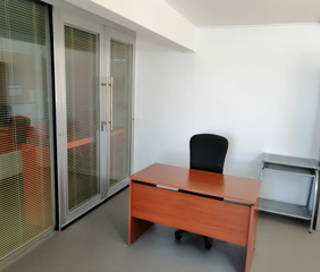 Bureau privé 36 m² 9 postes Coworking Rue Caffarelli Nice 06000 - photo 3